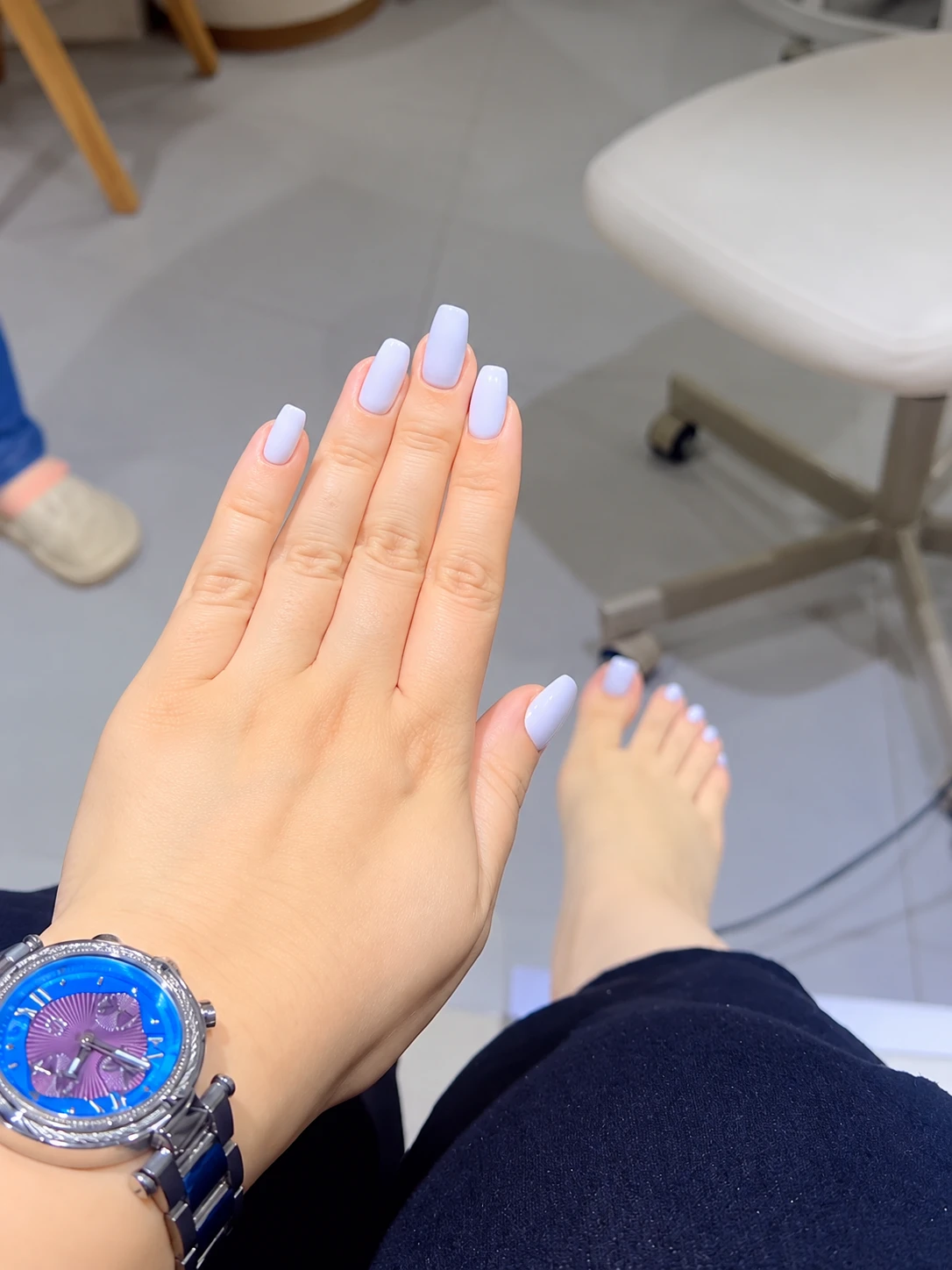 Pale Lavender Square Nails with a Glossy Finish